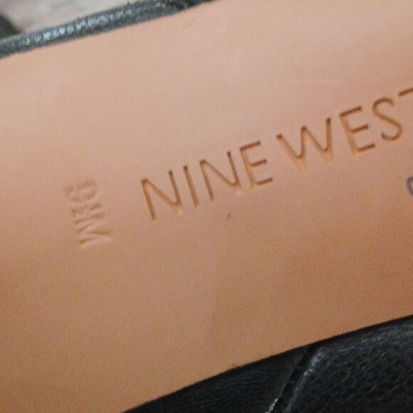 Nine West black ankle heel booties  Sz 9.5  EUC - Picture 7 of 7